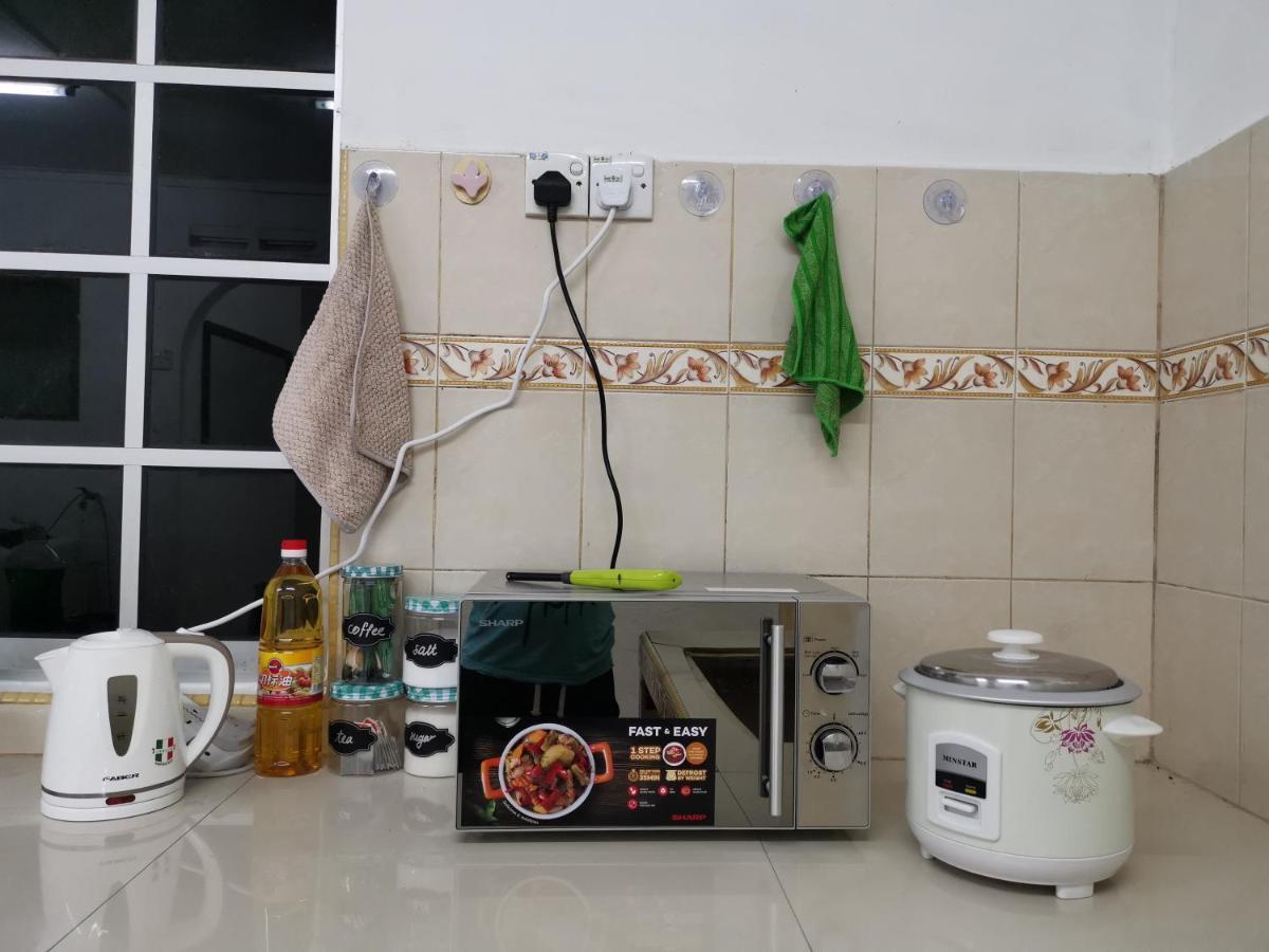 Sri Makmur Pontian Homestay Pontian Besar Экстерьер фото